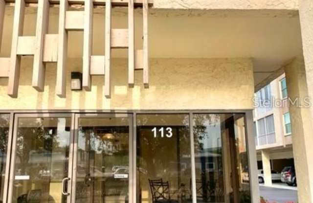 113 ISLAND WAY