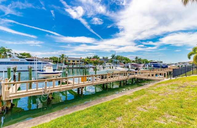 745 PINELLAS BAYWAY S
