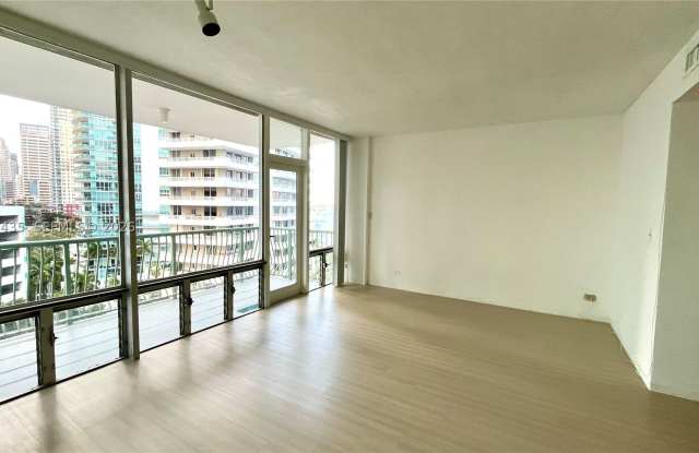 1408 Brickell Bay Dr