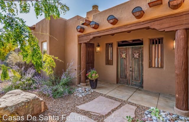 2 West Avenida Sebastian - 2 W Avenida Sebastian, Santa Fe County, NM 87506