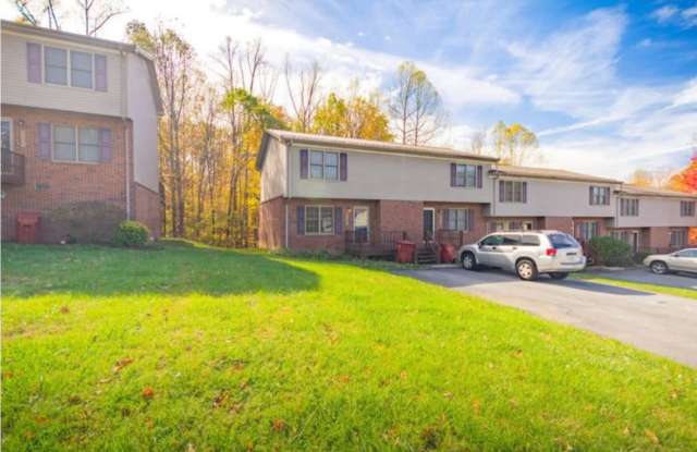 2237 Forest Acres Drive - 2237 Forest Acres Drive, Johnson City, TN 37604