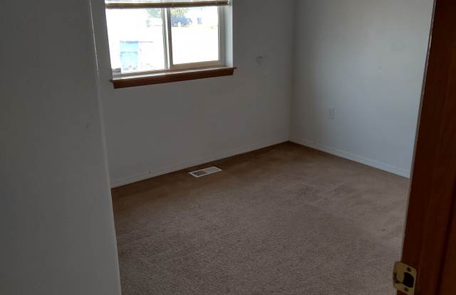 Photo of 1012 West Dr