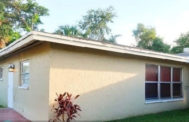 2745 NW 58th Ter - 2745 Northwest 58th Terrace, Lauderhill, FL 33313