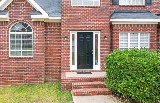 541 Edgefield Way