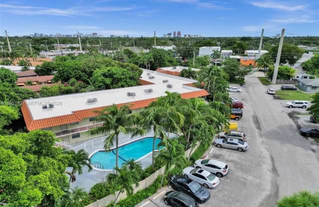 Photo of 1125 NE 16th Pl