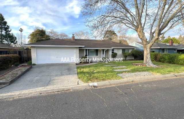 Pleasant Hill Gregory Gardens 3 bedroom 1 bath 1042 sq ft updated kitchen  bath, new vinyl plank flooring! - 118 Cynthia Drive, Pleasant Hill, CA 94523