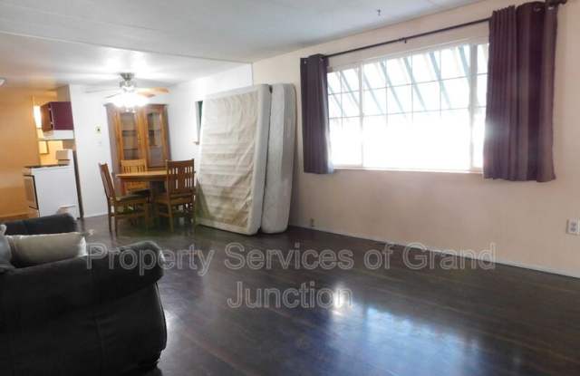 2954 1/2 Cedar Place