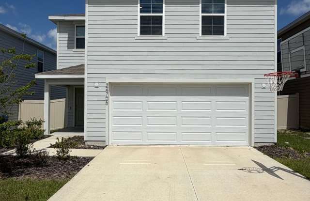 Beautiful Home in Newberry, FL – Spacious, Modern, and Peaceful Living