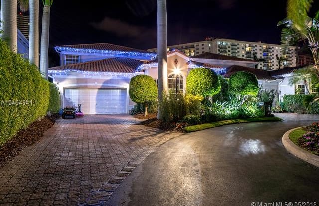 19425 39th Ave - 19425 39th Avenue, Sunny Isles Beach, FL 33160