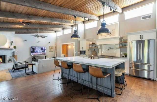 Photo of 12617 N 71st Street