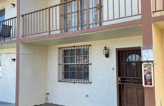 Photo of 10912 SW 3rd St