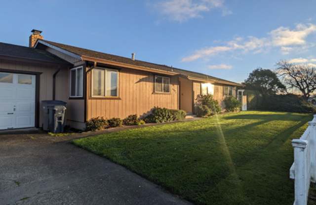 Photo of Quiet 4/2 in the Arcata Bottoms