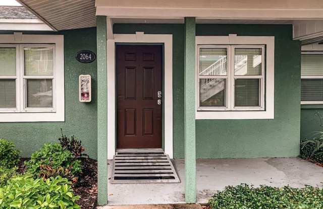 Hottest location, unit available near best beaches and downtown