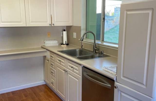 3BD/2BA Single Family Home in Mililani Mauka with Solar and 2 Car Garage