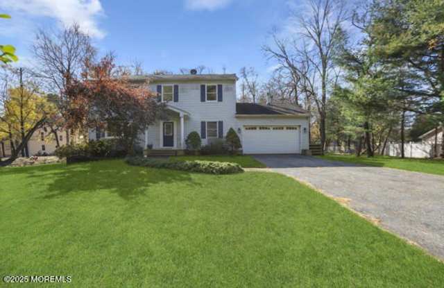 Photo of 1045 Farmingdale Road