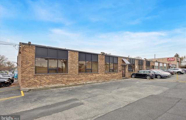 Photo of 100 RED LION Road