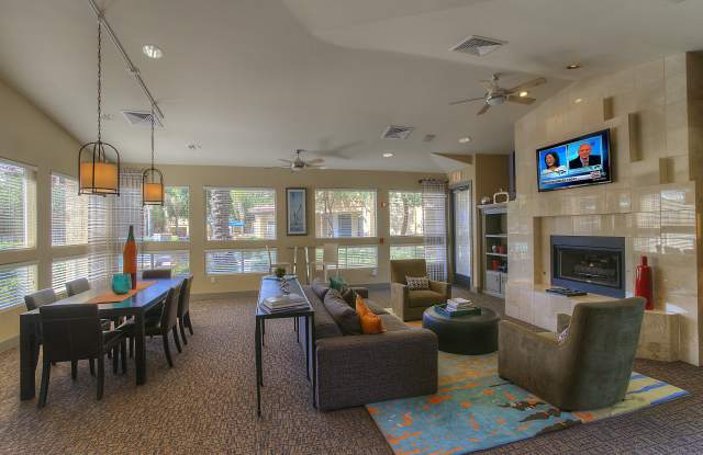 Bellagio by Mark-Taylor