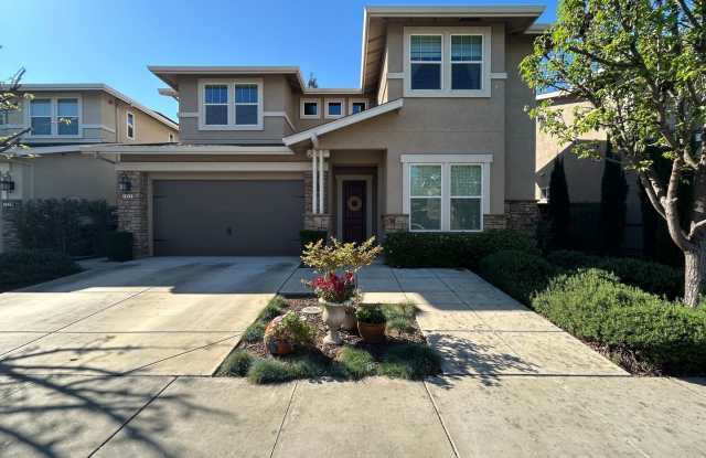 Welcome to Fiore Estates