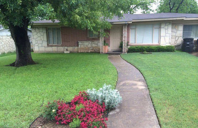 Photo of 354 BARBARA DR