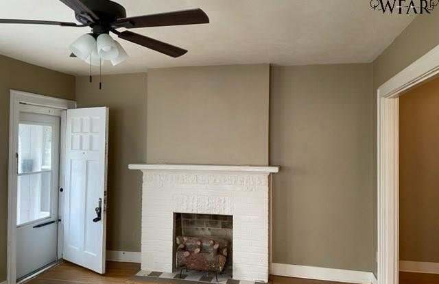 2001 1/2 ARTHUR STREET