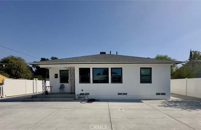 Photo of 7454 Gaviota