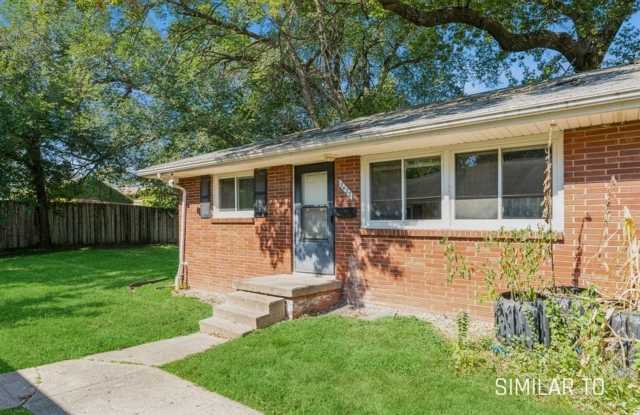 Photo of 3422 SW 8th Street