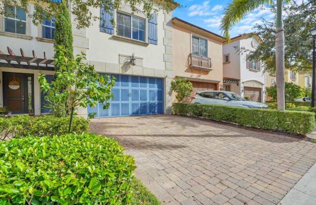 2005 Foxtail View Court