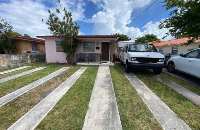 3137 SW 26th St - 3137 SW 26th St, Miami, FL 33133