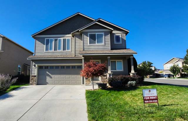 Photo of 1/2 off First Month's Rent- South Richland Location, 3 bed, 2.5 ba + Bonus Room