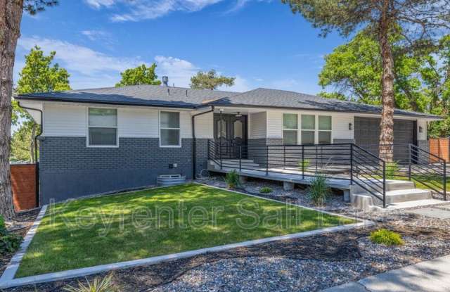 7726 South 3500 East