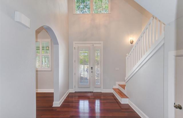 1110 HIGHLAND STREET S