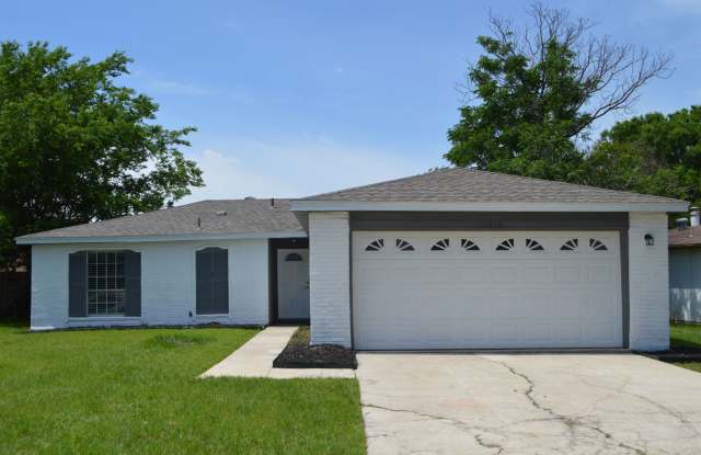 Photo of Beautifully remodeled 3 bed 1.5 bath in the desirable subdivision of Woodstone