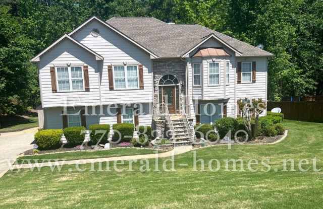 Beautiful Spacious Home in Buford! 5 bedroom 3 bathrooms! - 3370 Duncan Bridge Drive, Gwinnett County, GA 30519