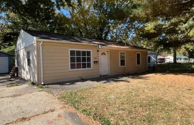 3 bedroom 1 bath home for $1000