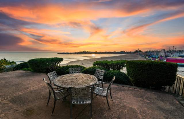 1148 East Cliff Drive
