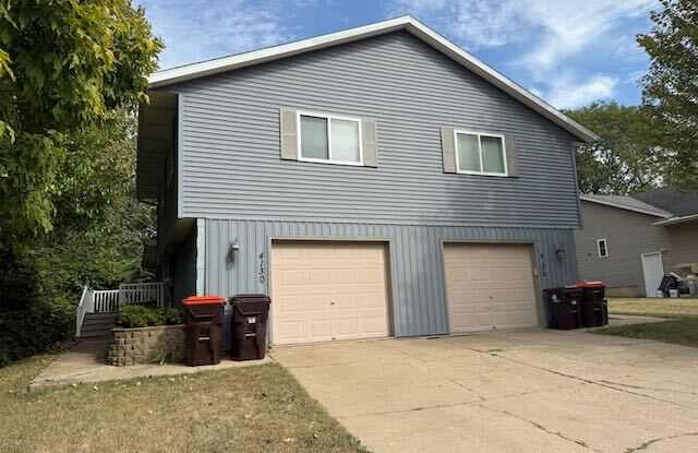 Photo of 4130 North Rochelle Lane