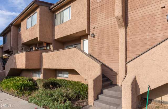 Photo of 677 County Square Drive