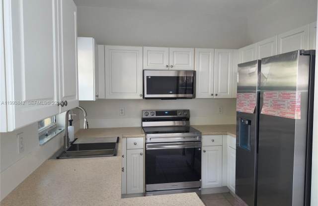 4125 NE 24th Dr