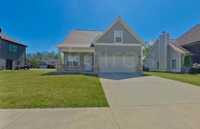 105 Robin Street - 105 Robin Street, Calera, AL 35040