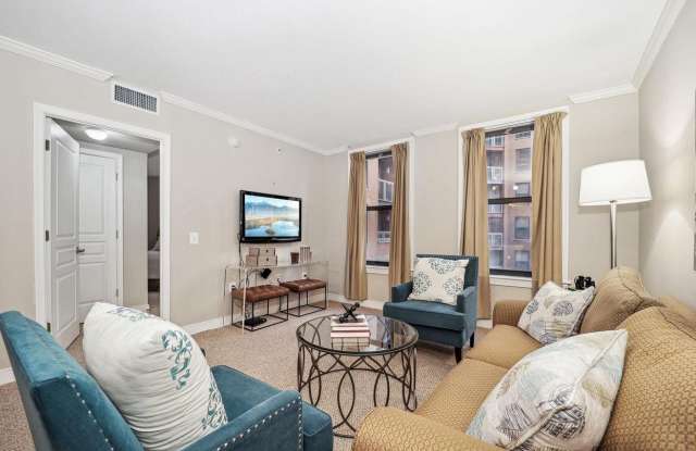 Photo of 616 E St NW