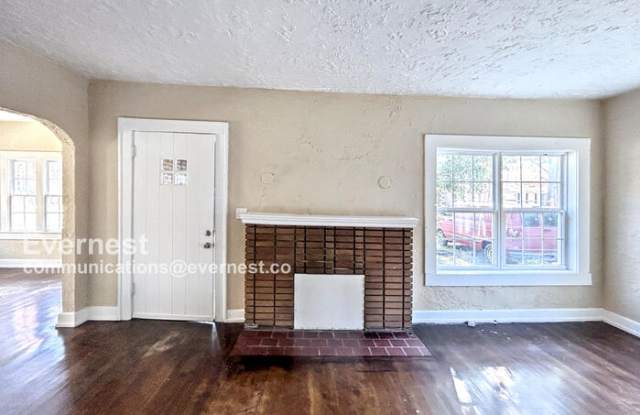 1828 Saint Charles Court Southwest