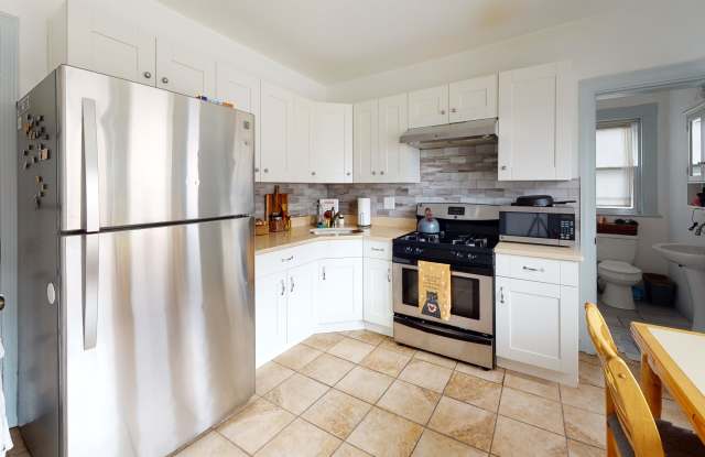 7-9 Dexter Street Unit 7