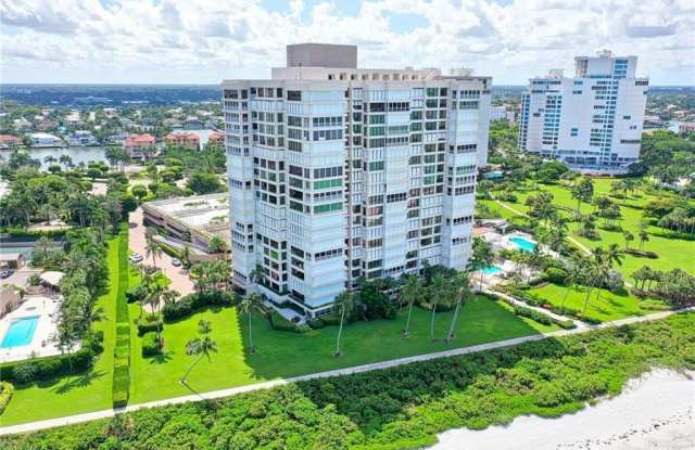 4301 Gulfshore Boulevard