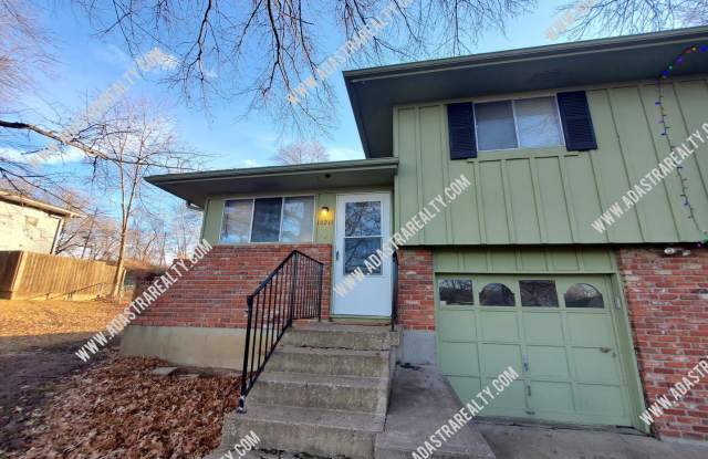 10213 W 53rd St