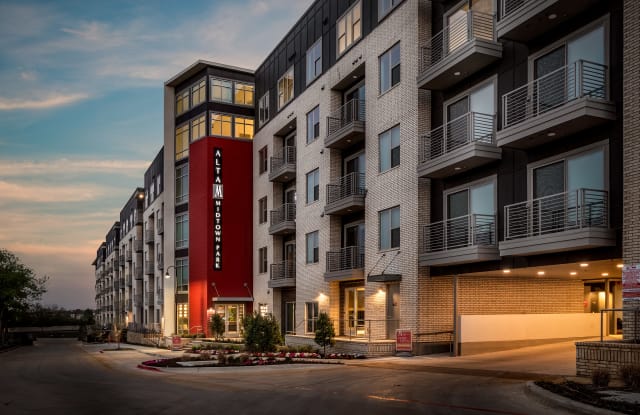 62 House Apartments off walnut hill dallas tx with Small Space