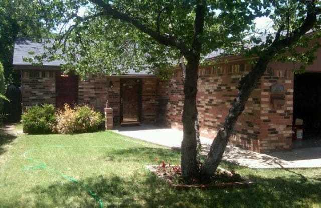 114 WAYSIDE DR - 114 Wayside Drive, Amarillo, TX 79106