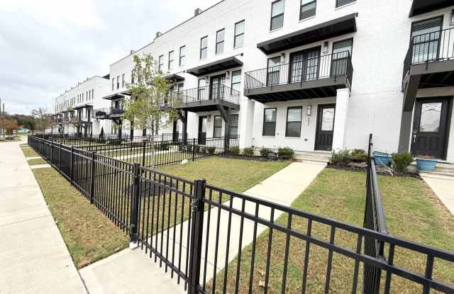 1031 Robert Smalls Way