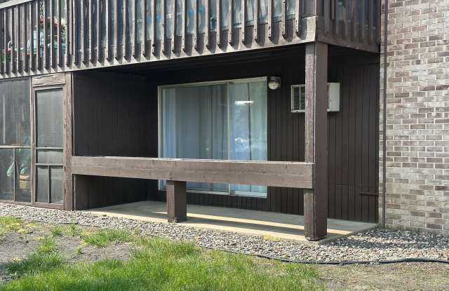 4207 Lakeside Avenue North - 139