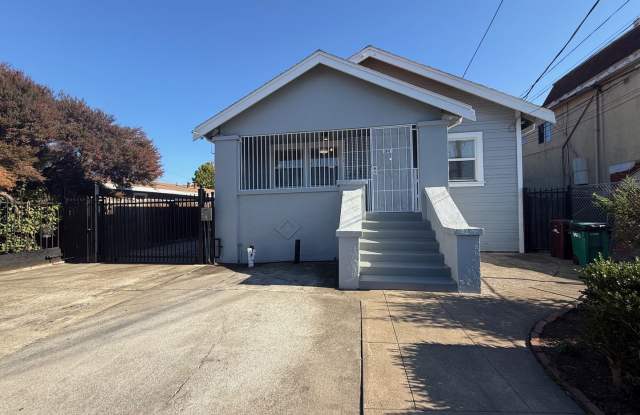 Photo of Laurel District single family home move-in ready.