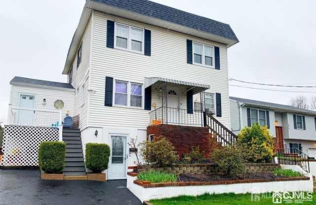 Photo of 446 Railroad Avenue